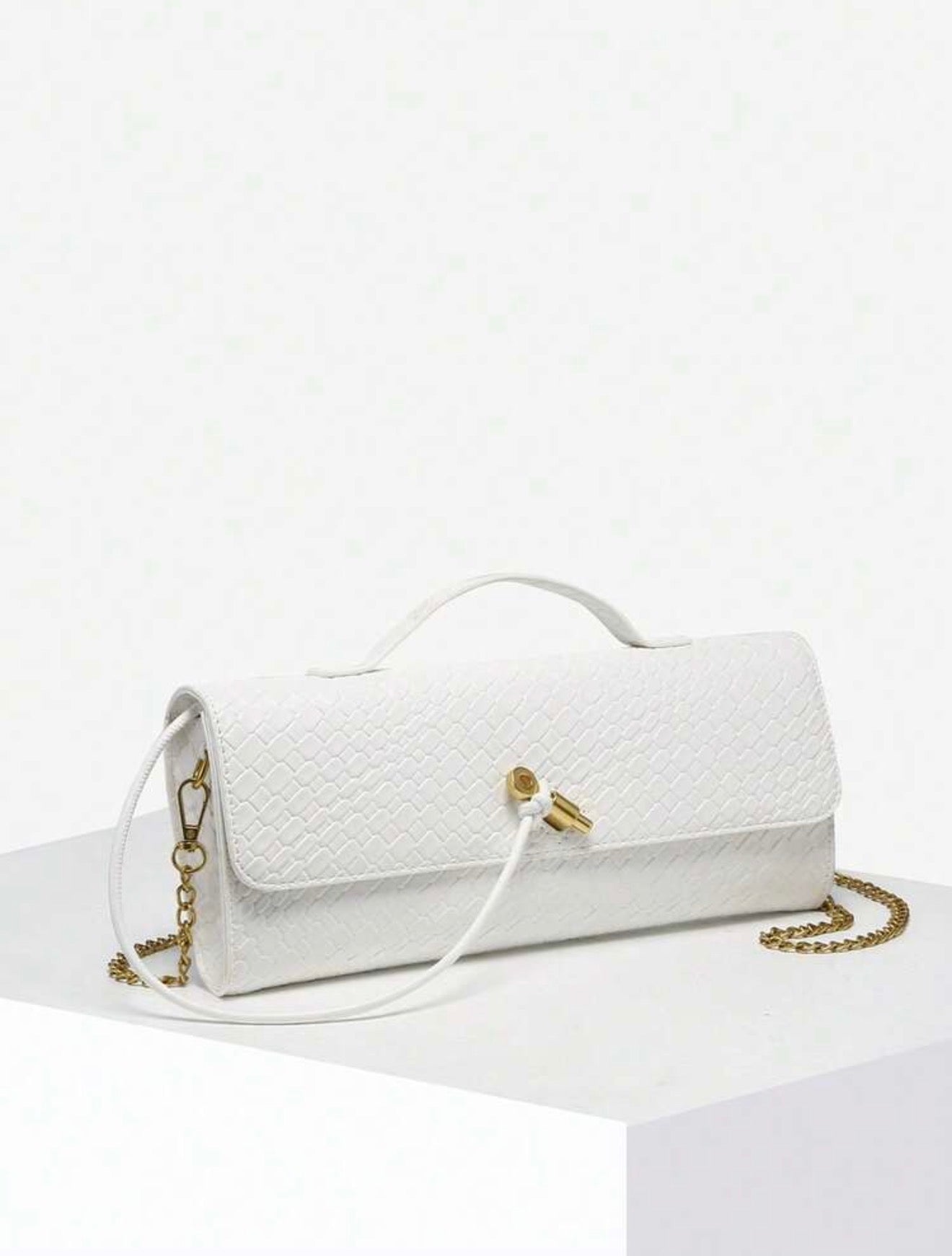 Mary’s Handbag - Chanel’s Fashion Boutique Inc.