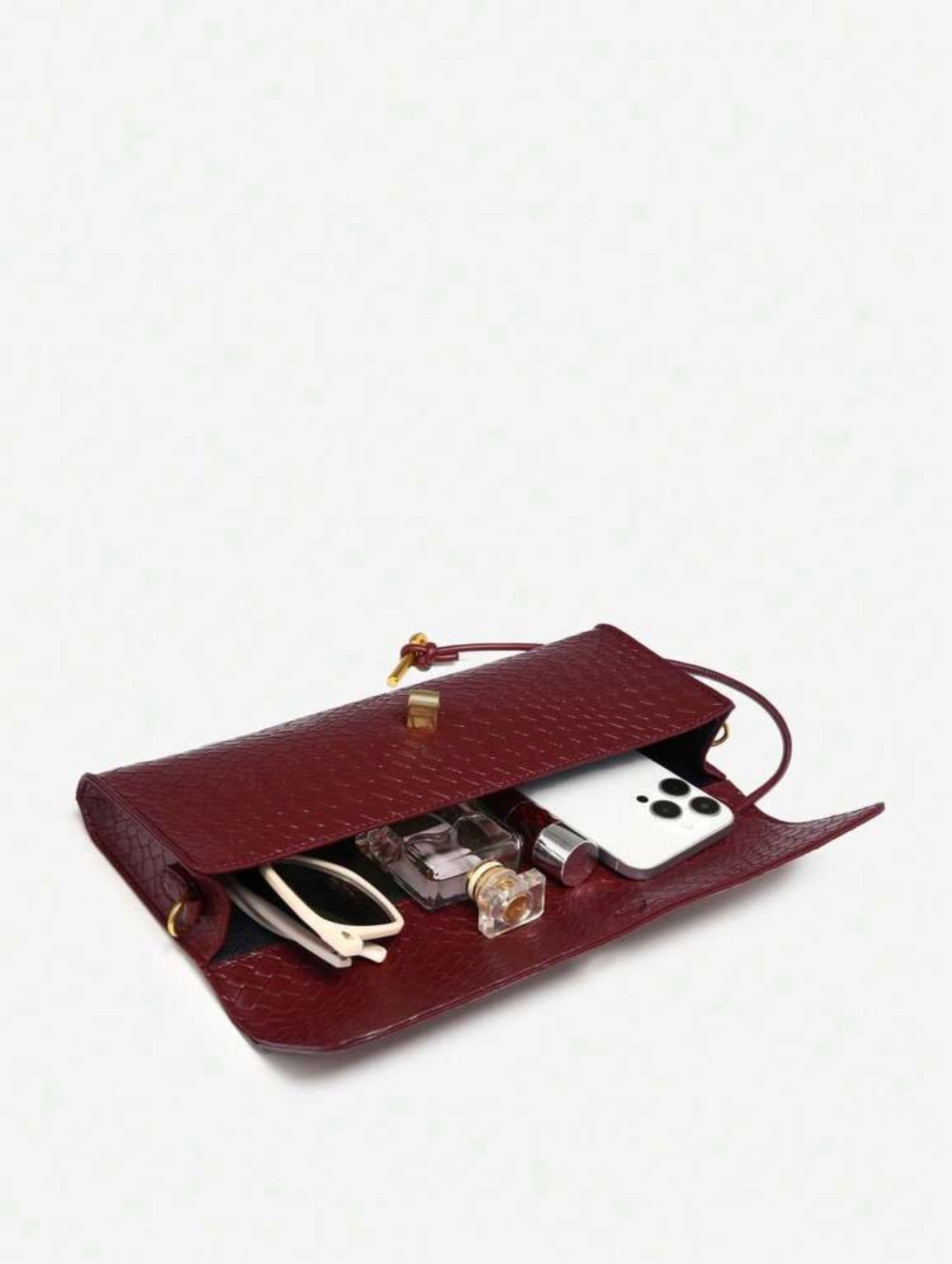 Mary’s Handbag - Chanel’s Fashion Boutique Inc.
